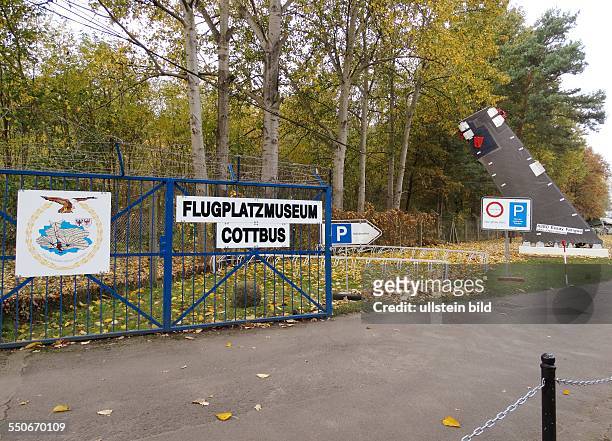 Flugplatzmuseum Cottbus - Lausitzer Luftfahrtgeschichte zum Anfassen, seit 1994 für Besucher geöffnet.Auf dem Gelände sind über 35 Luftfahrzeuge,...