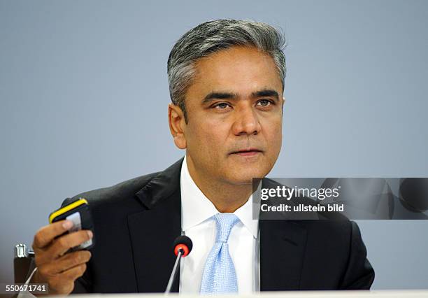 Annual press conference of Deutsche Bank AG : Anshu JAIN , Co-CEO