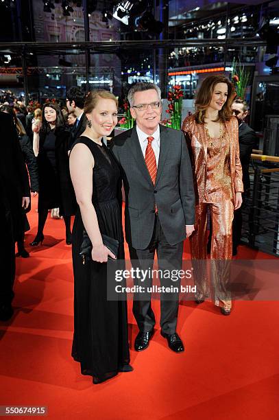 Germany/ Berlin/ Berlinale - Premiere vom Film THE GRAND BUDAPEST HOTEL, im Berlinale Palast. - Thomas de Maiziere mit Nora de Maiziere