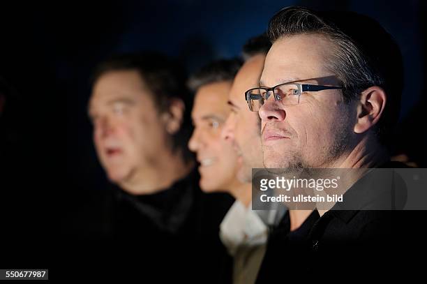 Germany/ Berlin/ Berlinale - Photocall zum Film: THE MONUMENTS MEN, im Grand Hyatt Hotel. - Matt Damon, Jean Dujardin, George Clooney und John Goodman