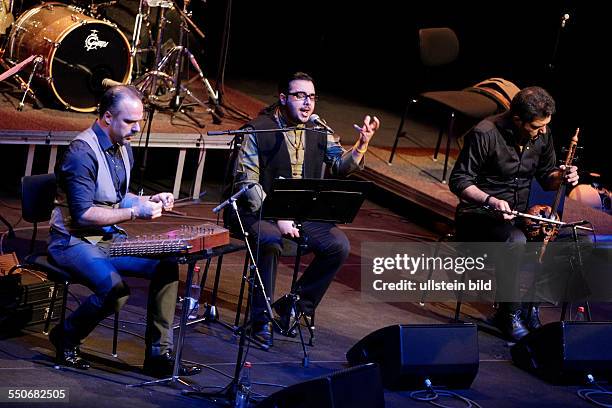 Pedram Derakhshani Ensemble gastiert im Rahmen des "New Sounds of Iran"-Festivals Das Pedram Derakhshani Ensemble besteht aus Pedram Derakhshani ,...