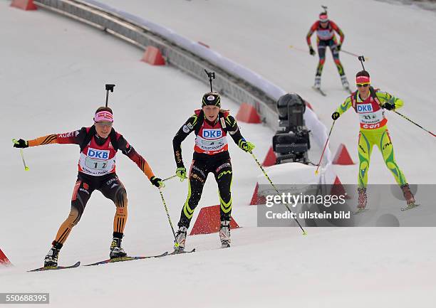 Evi Sachenbacher Stehle waehrend dem IBU Weltcup 4x5km Staffel der Frauen, am 8. Januar 2014 in Ruhpolding.