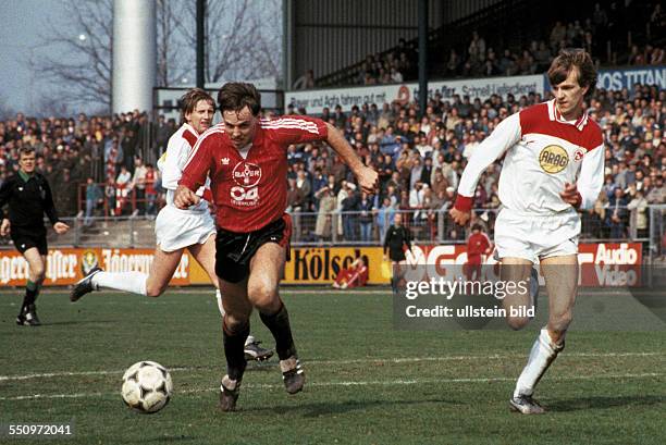 Football, Bundesliga, 1983/1984, Ulrich Haberland Stadium, Bayer 04 Leverkusen versus Fortuna Duesseldorf 2:0, scene of the match, f.l.t.r. Team...