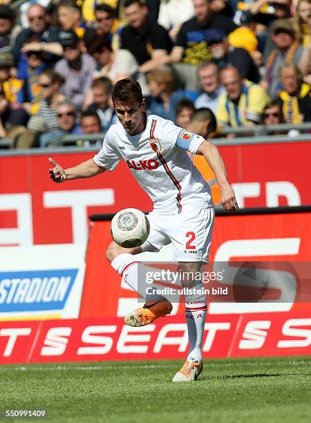 Paul Verhaegh, Einzelbild, Freisteller, Aktion , FC Augsburg, Bundesliga DFL, Sport, Fußball Fussball, Eintracht-Stadion Braunschweig, Herren, Saison...