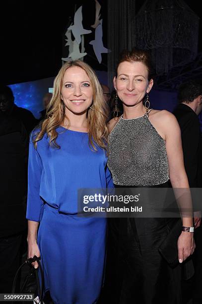 Diana Staehly und Tatjana Alexander bei der Deutschlandpremiere von "Stromberg der Film" im Cinedom in Köln den