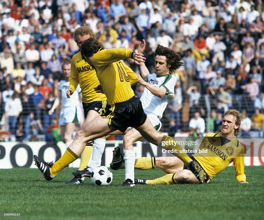 football, Bundesliga, 1977/1978, Rhine Stadium Duesseldorf, Borussia