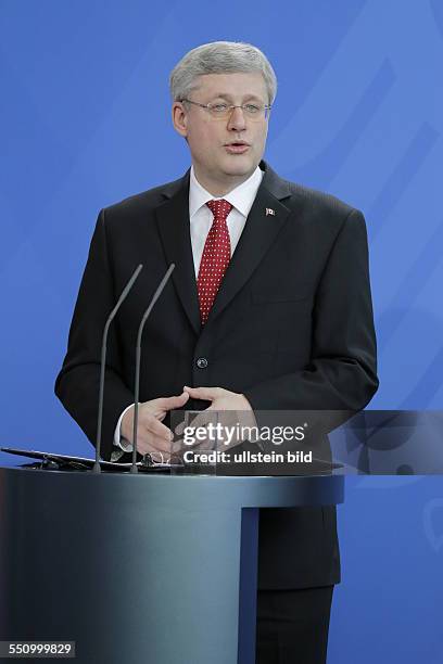 Berlin, Bundeskanzleramt, Pressekonferenz von Bundeskanzlerin Angela Merkel und dem kanadischen Premierminister Stephen Harper, Foto: Stephen Harper