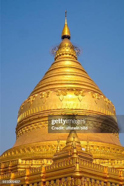 Myanmar, Burma, Birma, Bagan, Pagan, Shwezigon Pagode , Pilgerstaette, Arimaddanapura, historische Koenigsstadt, Nominierung als Weltkulturerbe,...