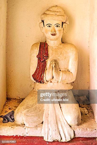 Myanmar, Burma, Birma, Bagan, Pagan, Ananda Tempel, schoenster , aeltester, am meisten verehrter Tempel in Myanmar, unendliches Wissen Buddhas,...