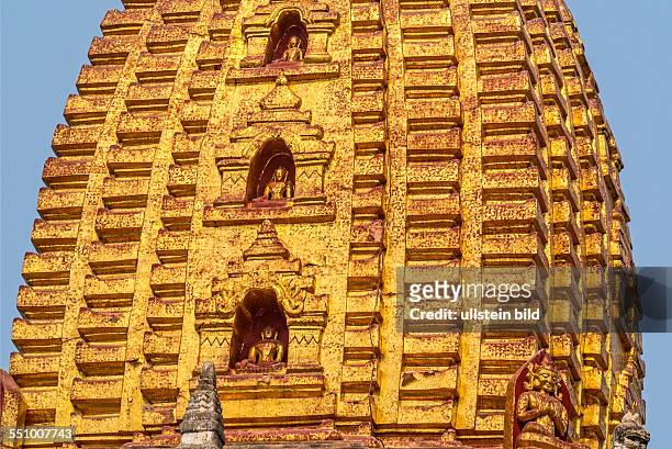 Myanmar, Burma, Birma, Bagan, Pagan, Ananda Tempel, schoenster , aeltester, am meisten verehrter Tempel in Myanmar, unendliches Wissen Buddhas,...