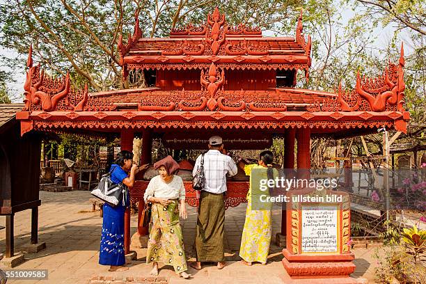 Myanmar, Burma, Birma, Bagan, Pagan, Arimaddanapura, historische Koenigsstadt, Nominierung als Weltkulturerbe, geschichtstraechtige Ebene mit...