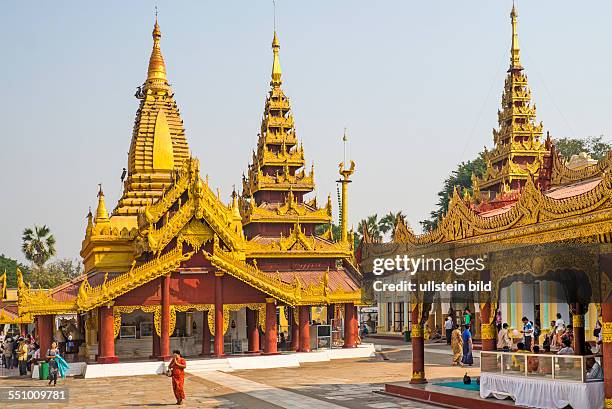 Myanmar, Burma, Birma, Bagan, Pagan, Shwezigon Pagode , Pilgerstaette, Arimaddanapura, historische Koenigsstadt, Nominierung als Weltkulturerbe,...