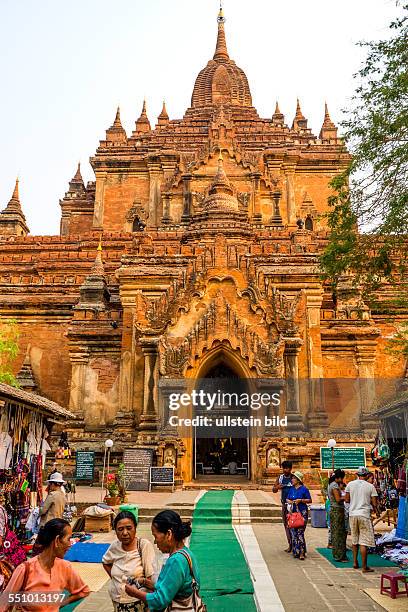 Myanmar, Burma, Birma, Bagan, Pagan, Shwegugyi Tempel, Arimaddanapura, historische Koenigsstadt, Nominierung als Weltkulturerbe, geschichtstraechtige...