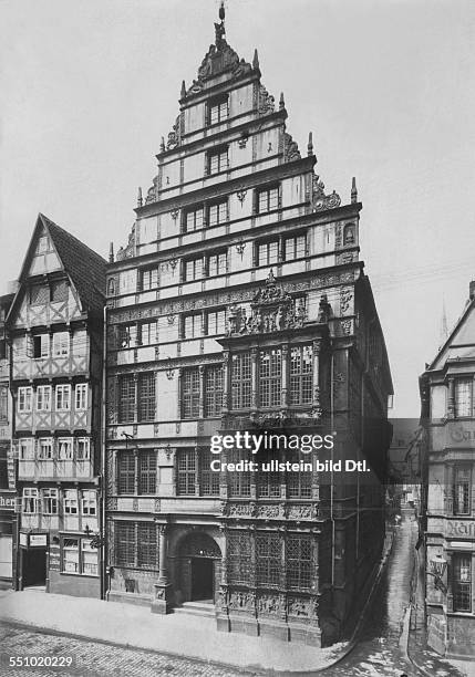 Leibniz, Gottfried Wilhelm *21.06.1646-14.11.1716+ Mathematics, Philosoph, D - living place of the last years in Hannover - 1916 - Photographer:...