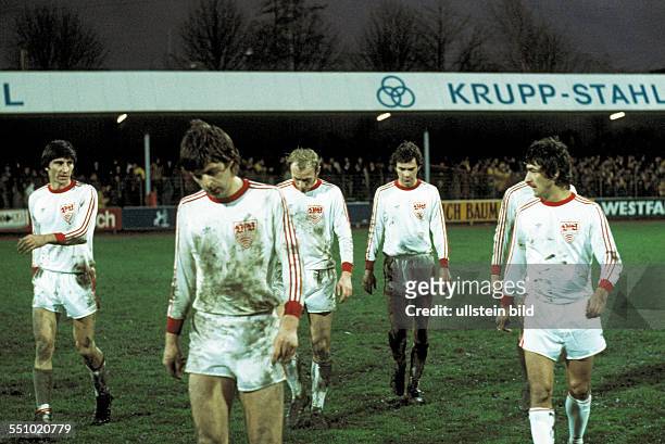 football-bundesliga-1974-1975-stadium-an-der-castroper-strasse-vfl-bochum-versus-vfb-stuttgart.jpg