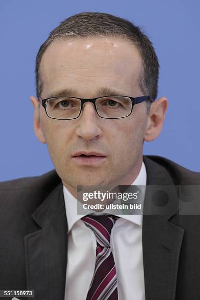 Berlin, Bundespressekonferenz, Thema: Gemeinsamer Aktionsplan für mehr Verbraucherschutz im Finanzmarkt, Foto:Bundesminister der Justiz und für...