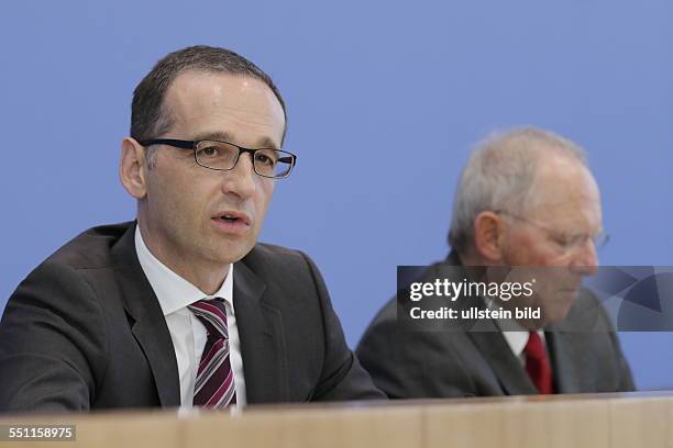 Berlin, Bundespressekonferenz, Thema: Gemeinsamer Aktionsplan für mehr Verbraucherschutz im Finanzmarkt, Foto:Bundesminister der Justiz und für...