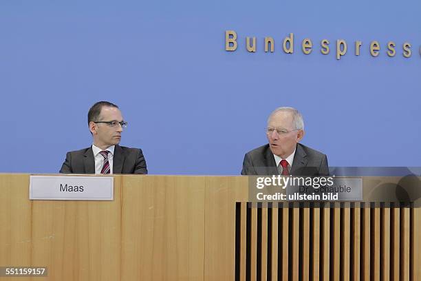 Berlin, Bundespressekonferenz, Thema: Gemeinsamer Aktionsplan für mehr Verbraucherschutz im Finanzmarkt, Foto:Bundesminister der Justiz und für...