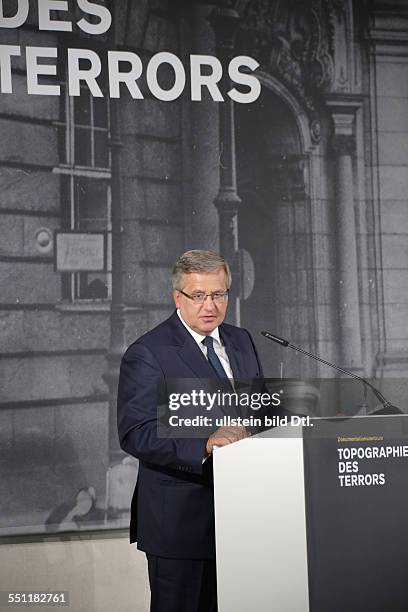 Berlin, Deutschland, 29. Juli 2014: Der Praesident der Republik Polen Bronislaw Komorowski haelt eine Rede anlaesslich der Ausstellungseroeffnung...