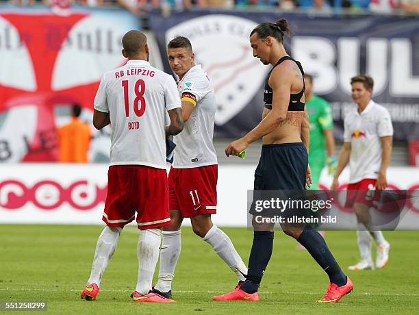 Daniel FRAHN sauer, Terrence Boyd Trikottausch Zlatan Ibrahimovic , Sport, Fußball Fussball zweite 2.Bundesliga, Testspiel Saison 2014 RB Leipzig vs....