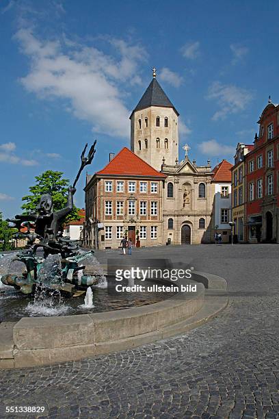 Ulrich, Paderborn, Nordrhein-Westfalen, Deutschland, romanische Pfeilerbasilika, erbaut in der 2. Hälfte des 12. Jahrhunderts, Pfarrkirche, von...