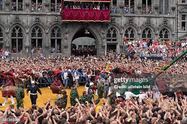 Stadtfest Doudou in Mons