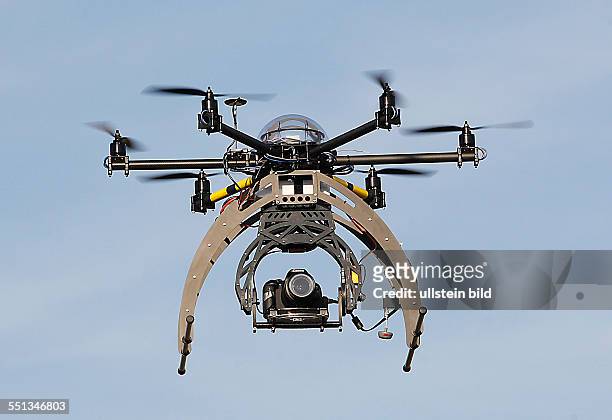 Drohne Flugdrohne Fotodrohne Drohnenfotografie Foto-Drohne Foto-Drohnen Drohne mit Kamera Hexacopter Copter Copterfotografie Flugroboter...