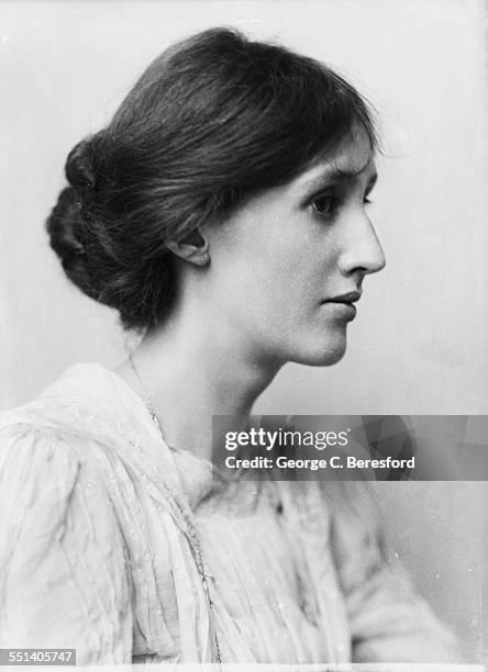 English writer Virginia Woolf , July 1902.