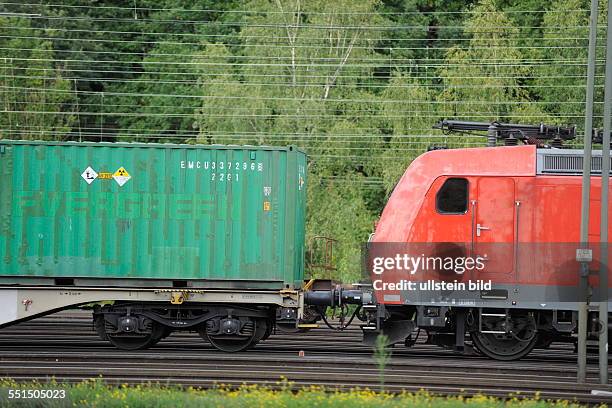 Ein Atomtransport rollt per Bahn über Mannheim und den Saarbrücker Güterbanhof nach Frankreich. 18 Uhr kam der Zug in Saarbrücken an und hatte eine...