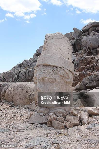 Türkei Zentralanatolien steinköpfe auf dem Nemrut Dag Der Nemrut Da ', auch Nemrut Da oder Nemrud Da ' , ist ein Berg im Südosten der Türkei, unweit...