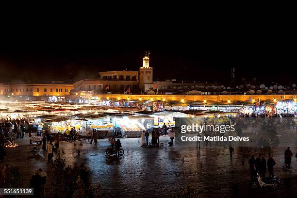 the grand square in marrakech morocco - djemma el fna square 個照片及圖片檔