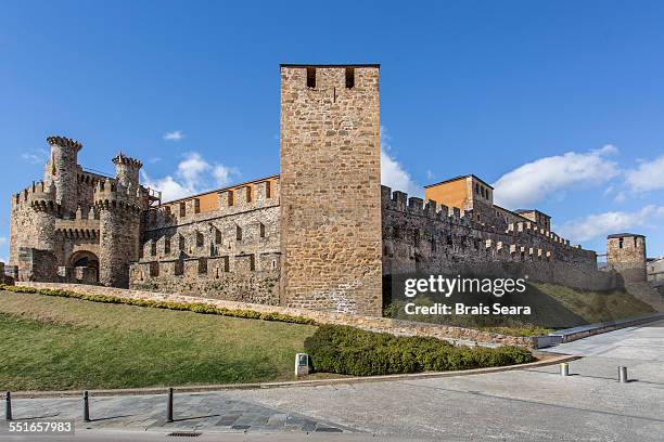 ponferrada - ponferrada ストックフォトと画像