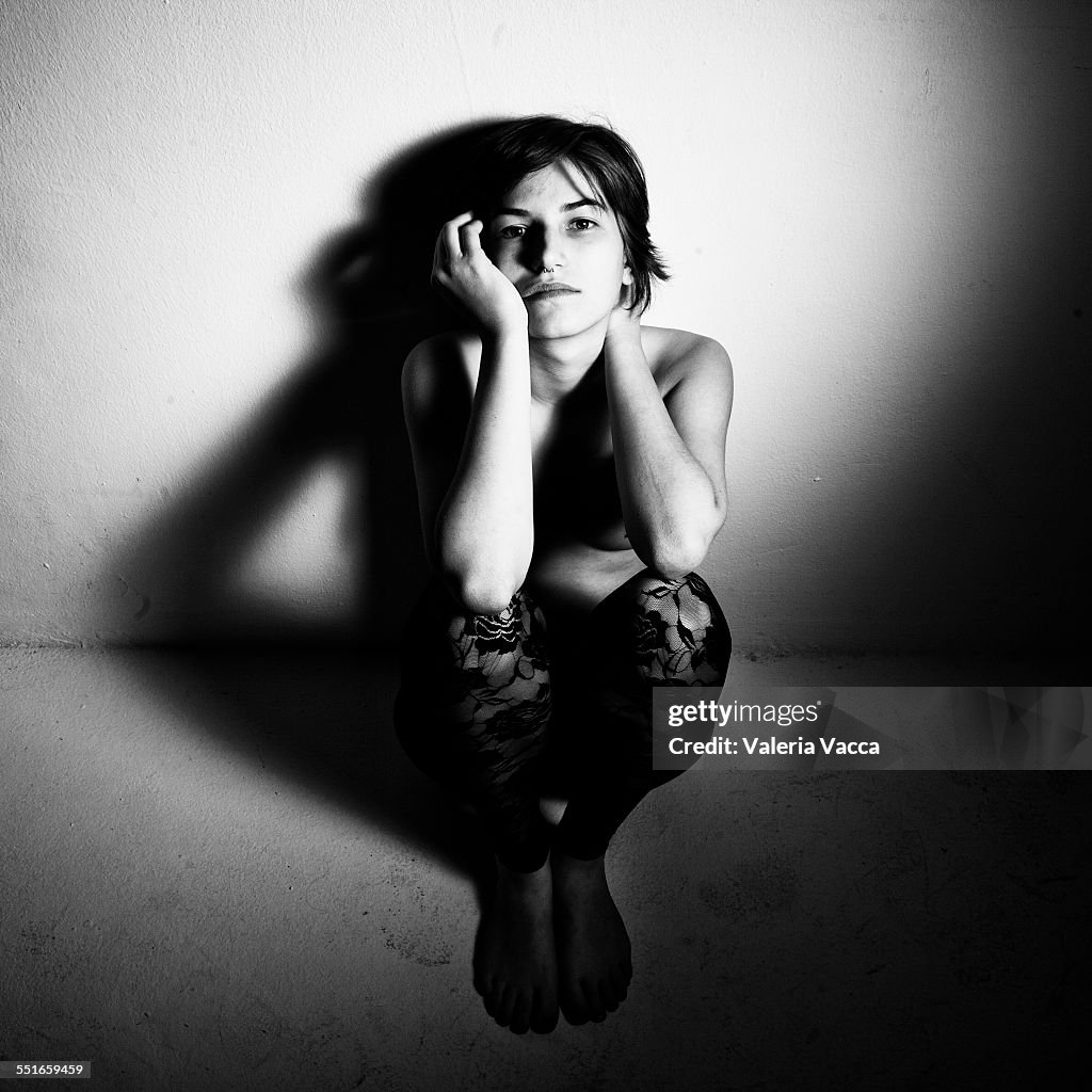 Natural beauty portrait of young woman (B&W)