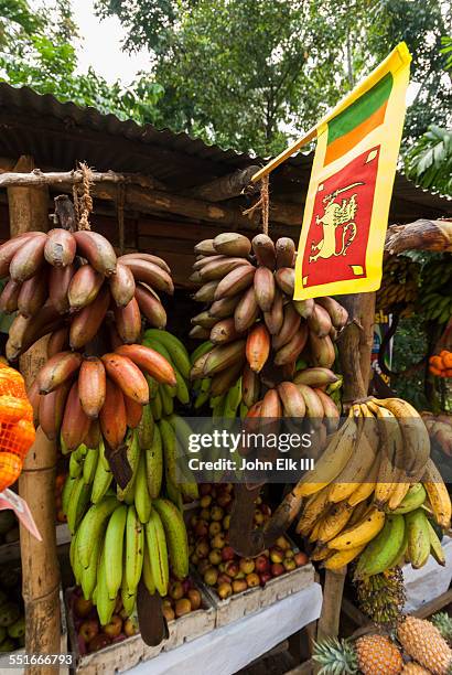 fruit stand - sri lankan flag stock pictures, royalty-free photos & images