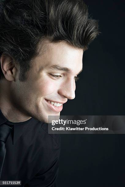 smiling young man - ritratto formale foto e immagini stock