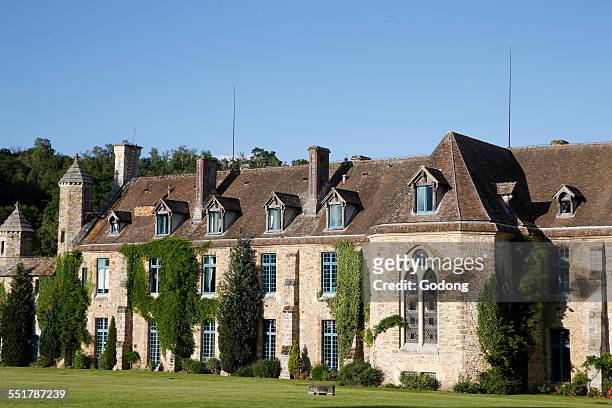 abbey - yvelines stock pictures, royalty-free photos & images