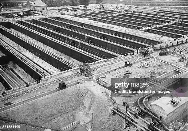 The new wastewater treatment plant in Stahnsdorf. 9th June 1931. Photograph.