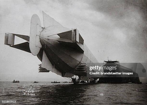 Zeppelin Rudder 3,477 German Airship Stock Photos, High-Res Pictures, and Images ...