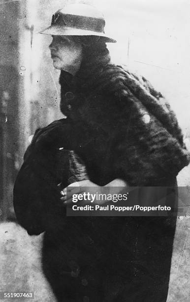 Alma Rattenberry Alma Rattenbury And George Percy Stoner Photos and Premium High Res ...