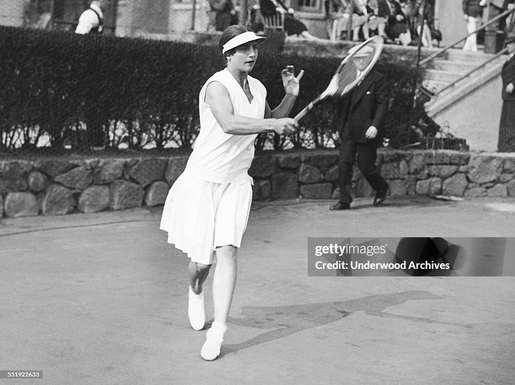 Champion Helen Wills Moody