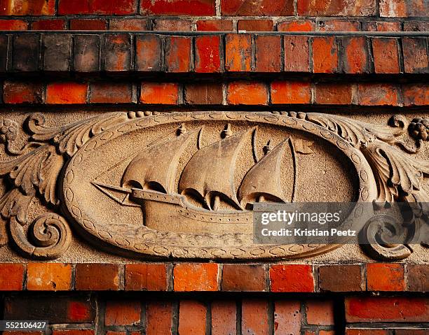 Basque Relief Detail Bas Relief Photos and Premium High Res Pictures - Getty Images