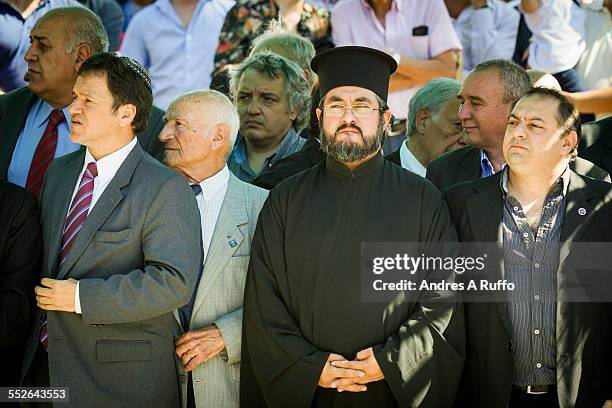 Close-up of a small group of people from the Armenian community of Córdoba during the ceremony on the occasion of commemorating the 100th anniversary...