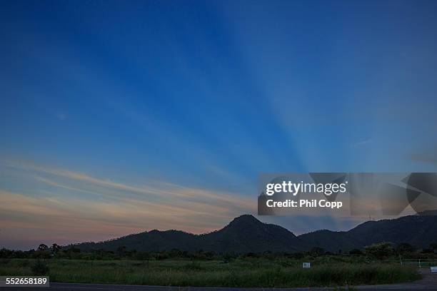 Inverted Sun Rays 219 Reverse Lights Stock Photos, High-Res Pictures, and Images - Getty ...