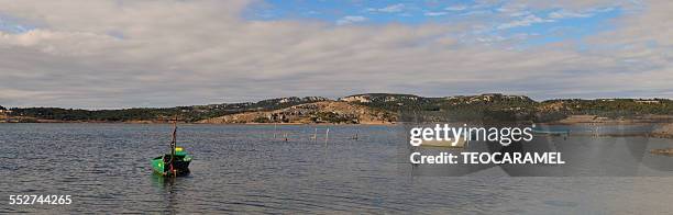 small boats on the pond of gruissan. - narbonne stock-fotos und bilder