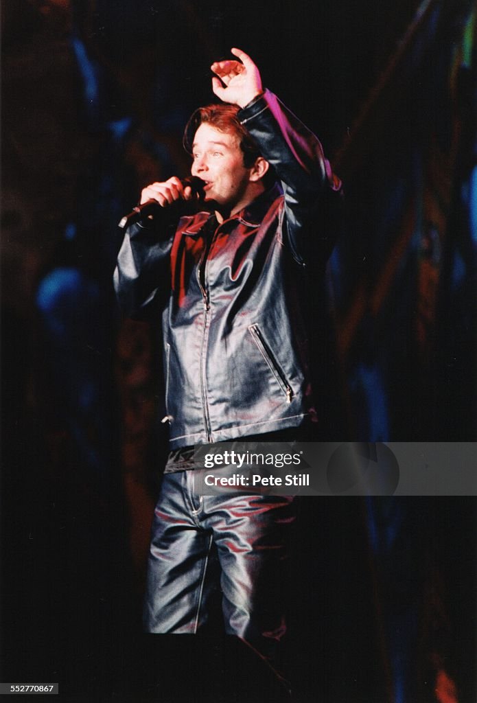 Boyzone Perform On The Smash Hits Tour 1996