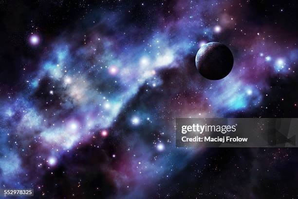 stockillustraties, clipart, cartoons en iconen met planet and nebula clouds - sterrenveld