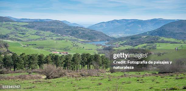 ayala valley - paisajes stock pictures, royalty-free photos & images