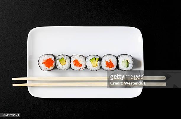 maki sushi on plate - maki sushi stock-fotos und bilder