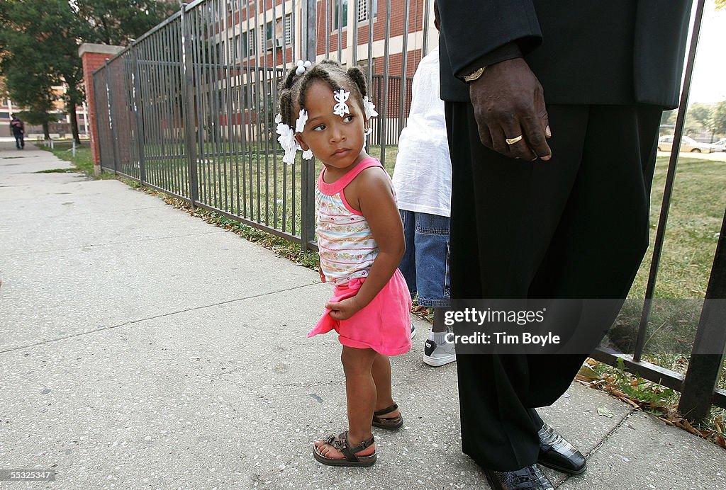 Cabrini Green Residents Call On Chicago To Open Housing To Katrina Victims