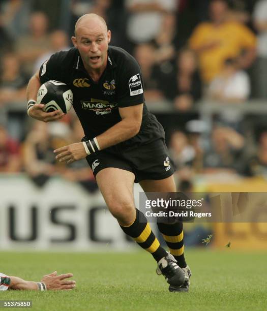 Alex King, the Wasps standoff powers forward during the Guinness Premiership match between London Wasps and Leicester Tigers at the Causeway Stadium...